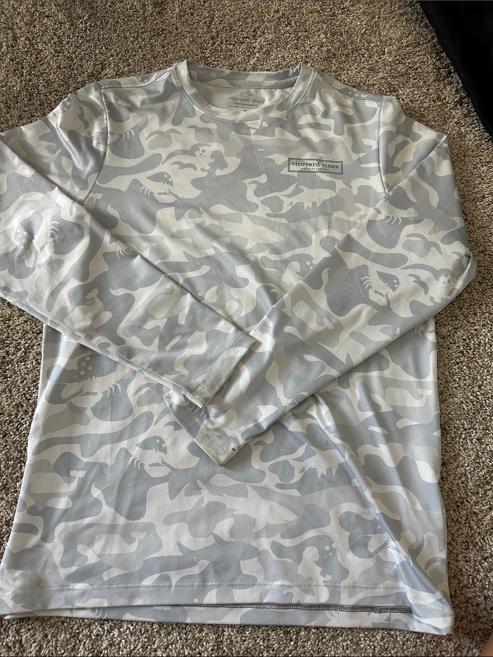 Vineyard Vines White and Light Gray Camo Long Sleeve Performance Top
